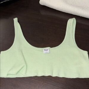 TNA Aritzia Mint Geeen Cropped Top small mark - T 🛍️